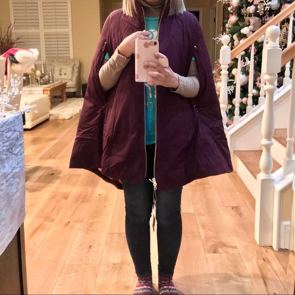 Columbia x Frozen Girls’ Disney Down Cape - Picture 6 of 6